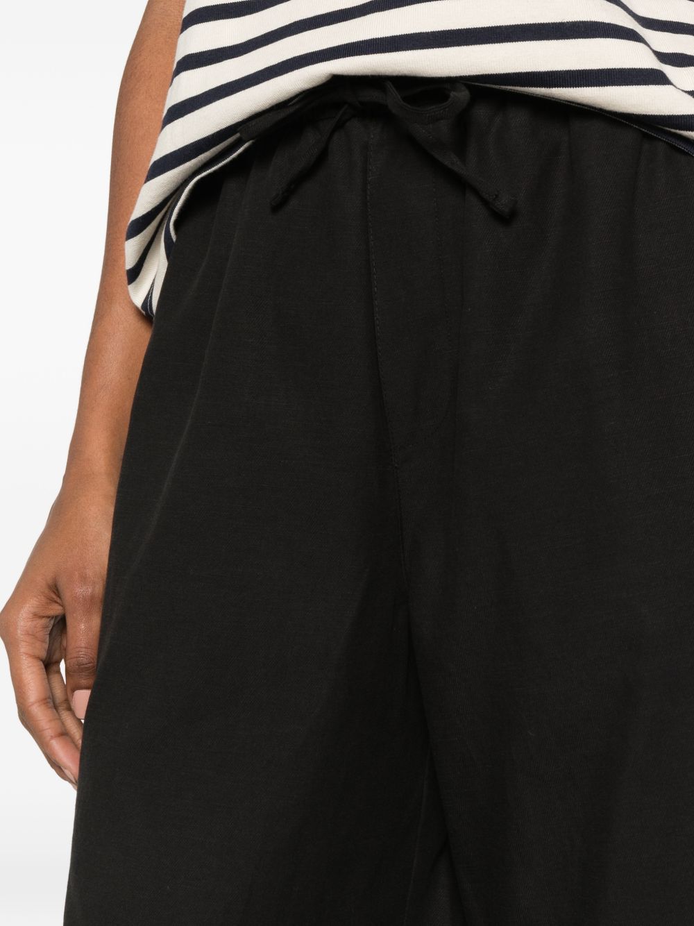Dunst Shorts Nero Tencel