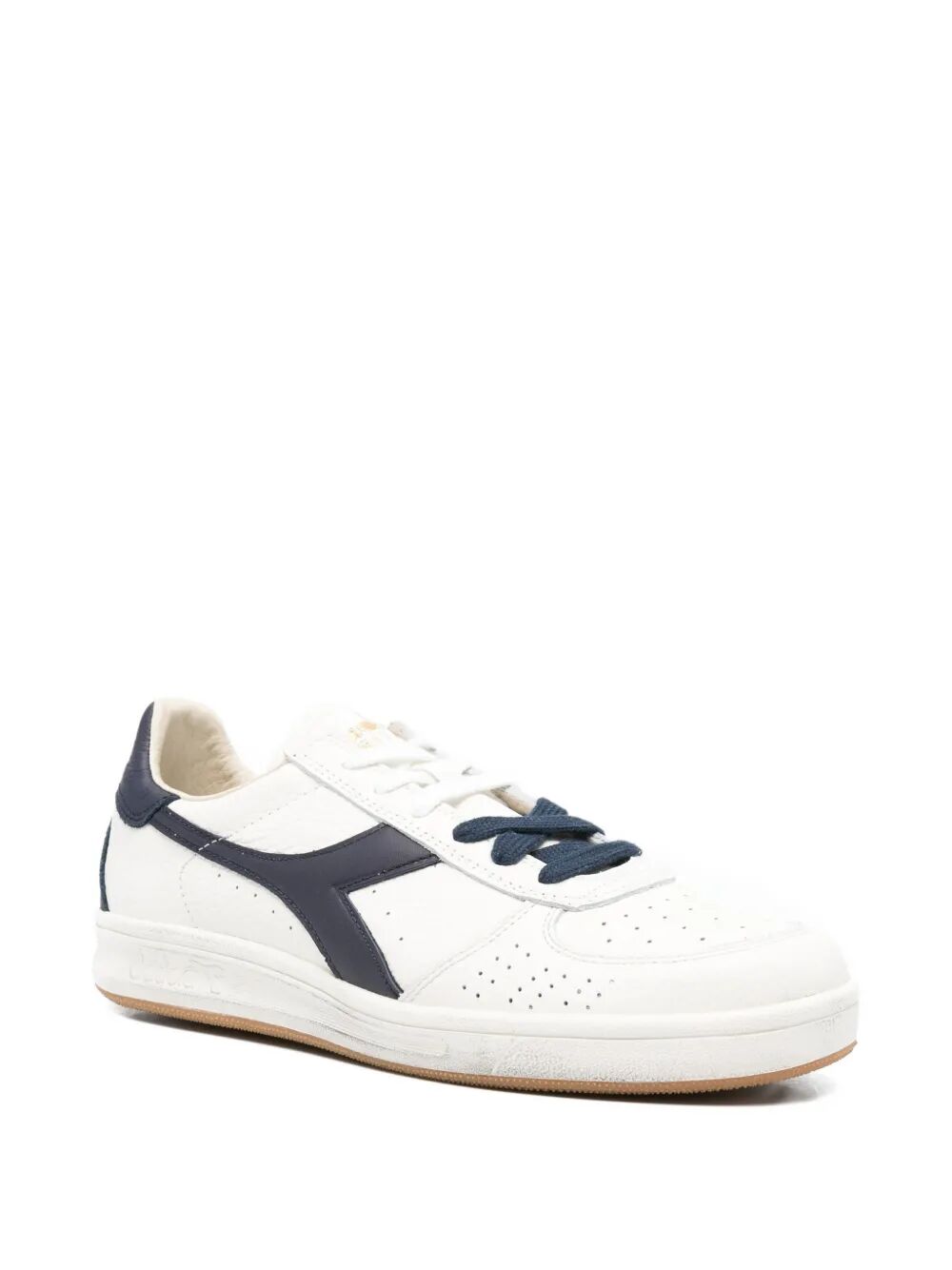 B.elite Dominio White Cow Leather Shoe