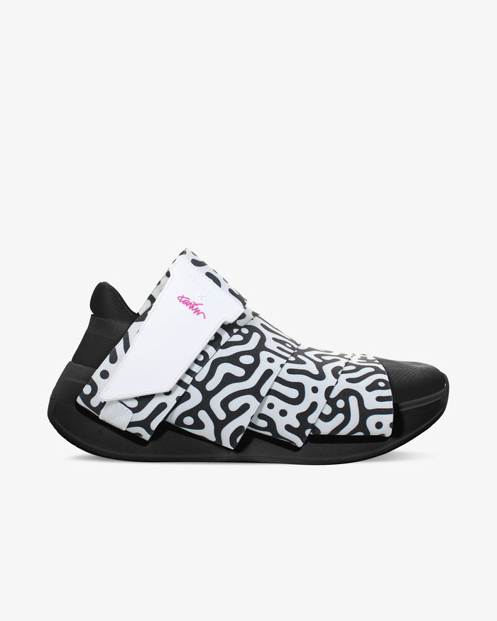 Change Shoe - Karim Rashid Limited Edition 02 White Black Everyday Sneakers