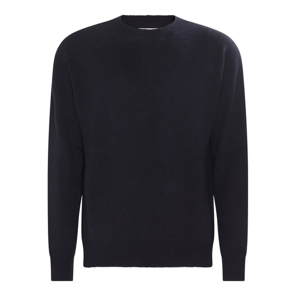 Jil Sander 100% Wool sweater in black