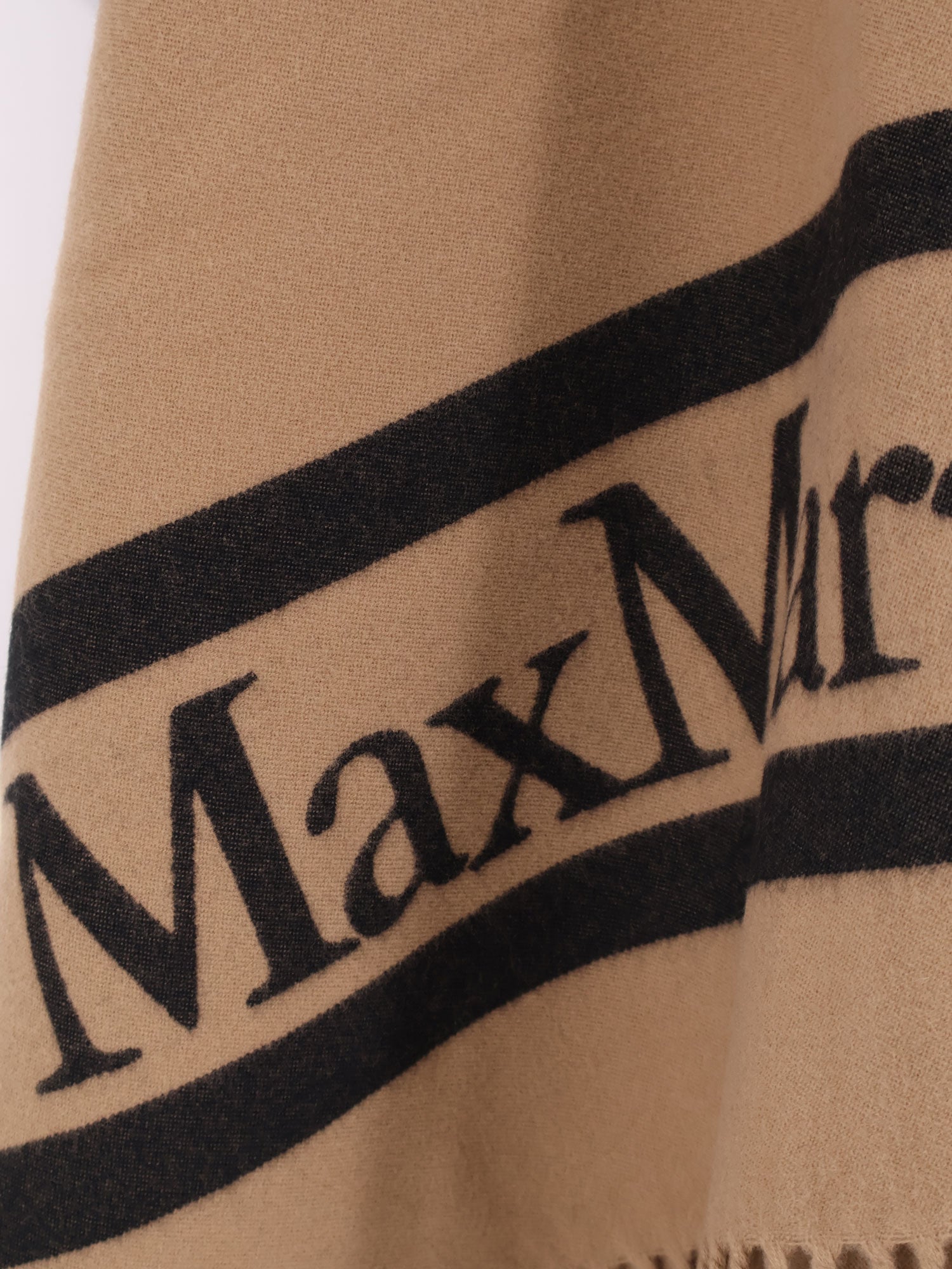 Max Mara Scarfs Camel Lana
