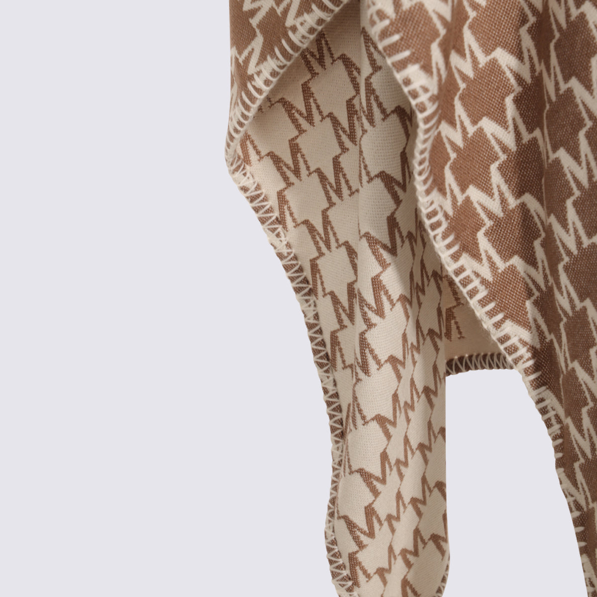 Max Mara Scarfs Bianco/noce