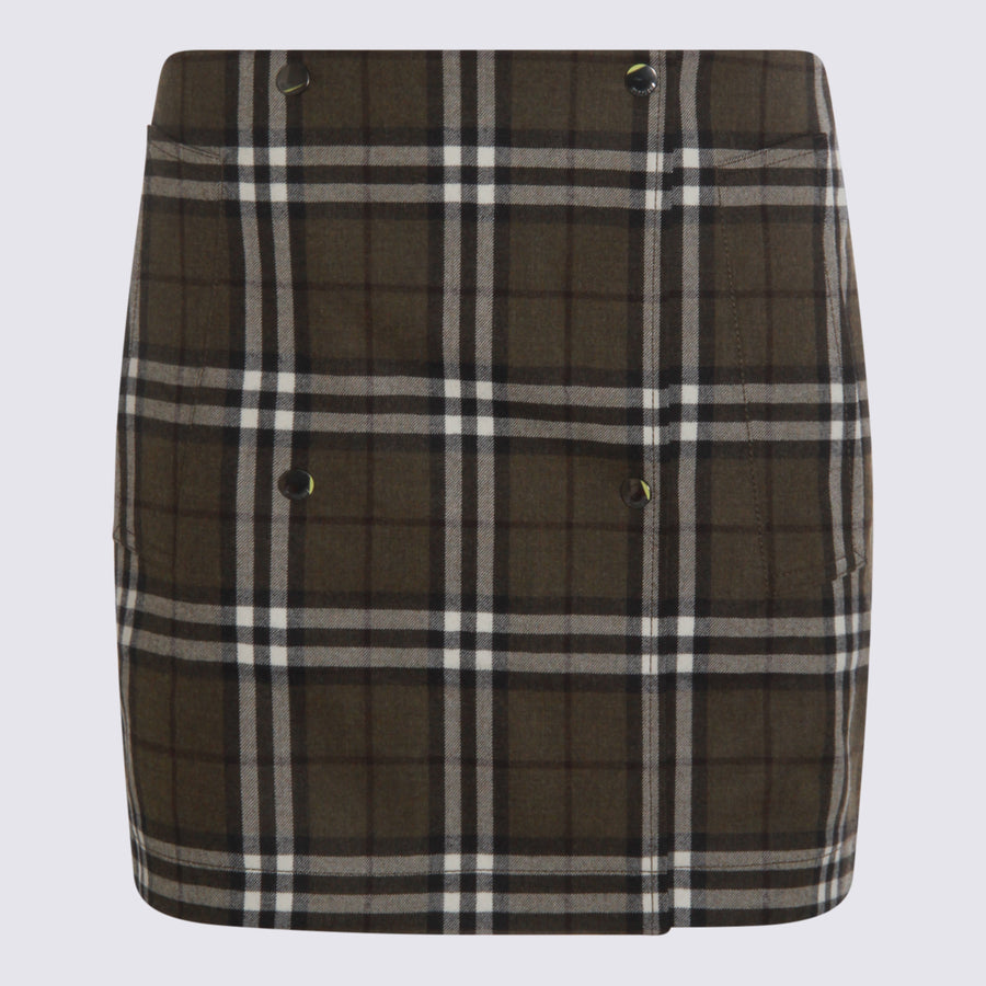 Burberry 100% Wool skirt in brown