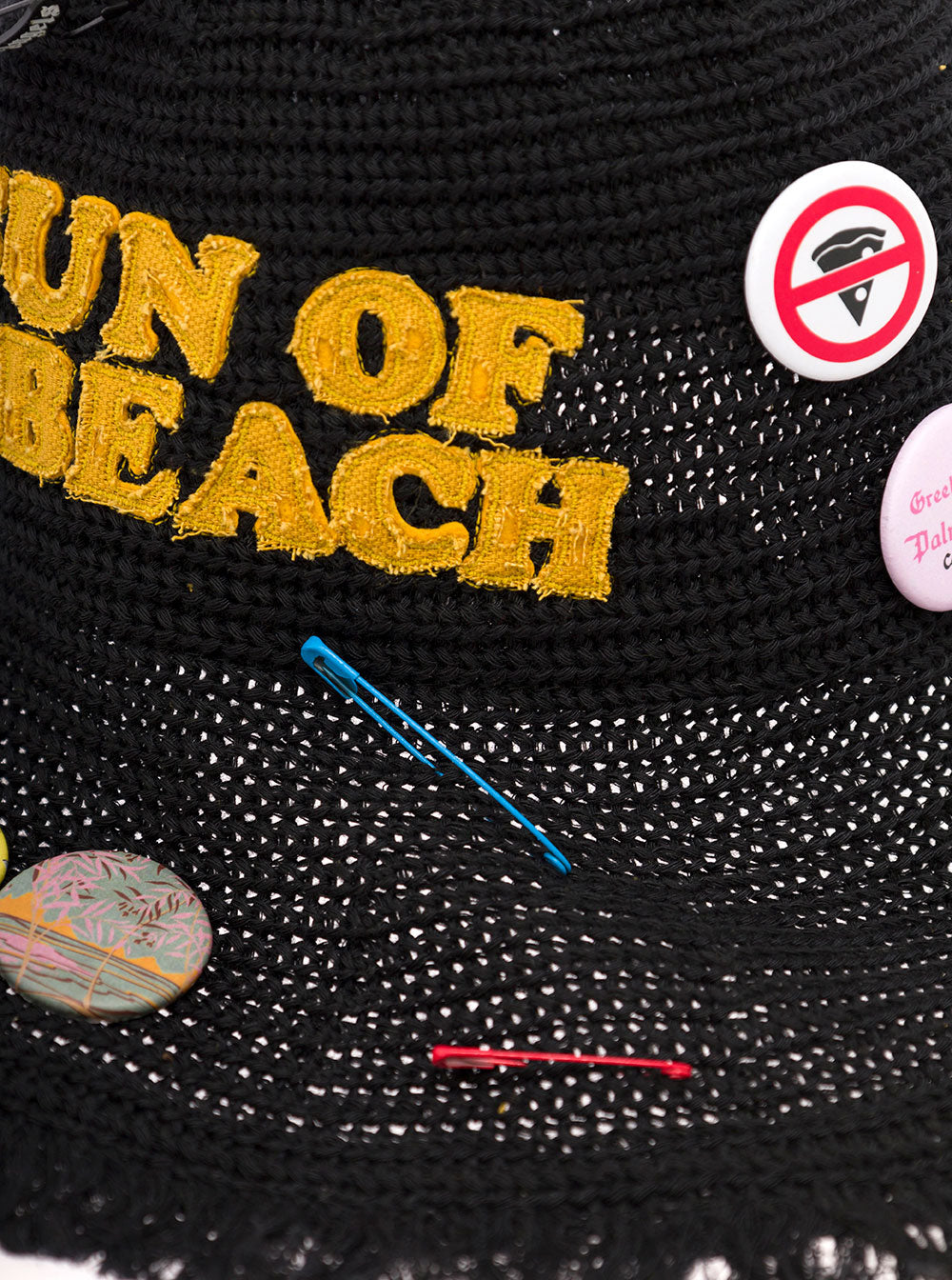 Palm Angels Womans Sun Of A Beach Black Straw Hat With Patch And Brooches Paper Gloves