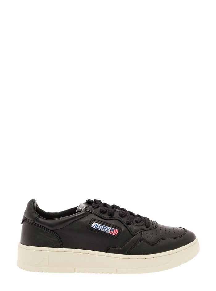 01 Black Low-Top Sneaker Leather Autry Man Goat