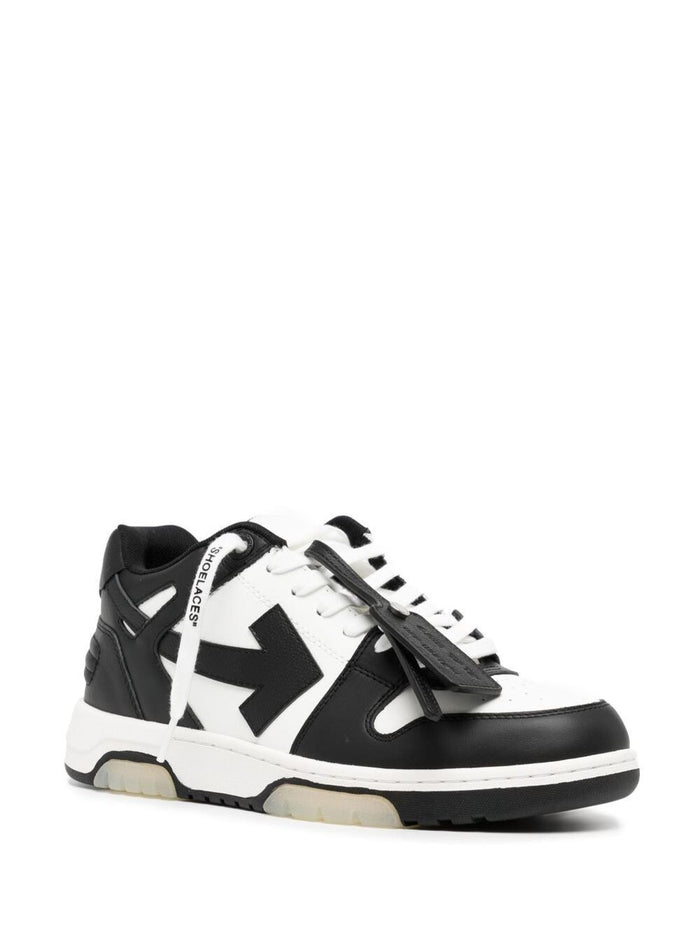 Out Of Office Black And White Low-Top Sneakers With Arrow Motif Tag Leather Man Calf
