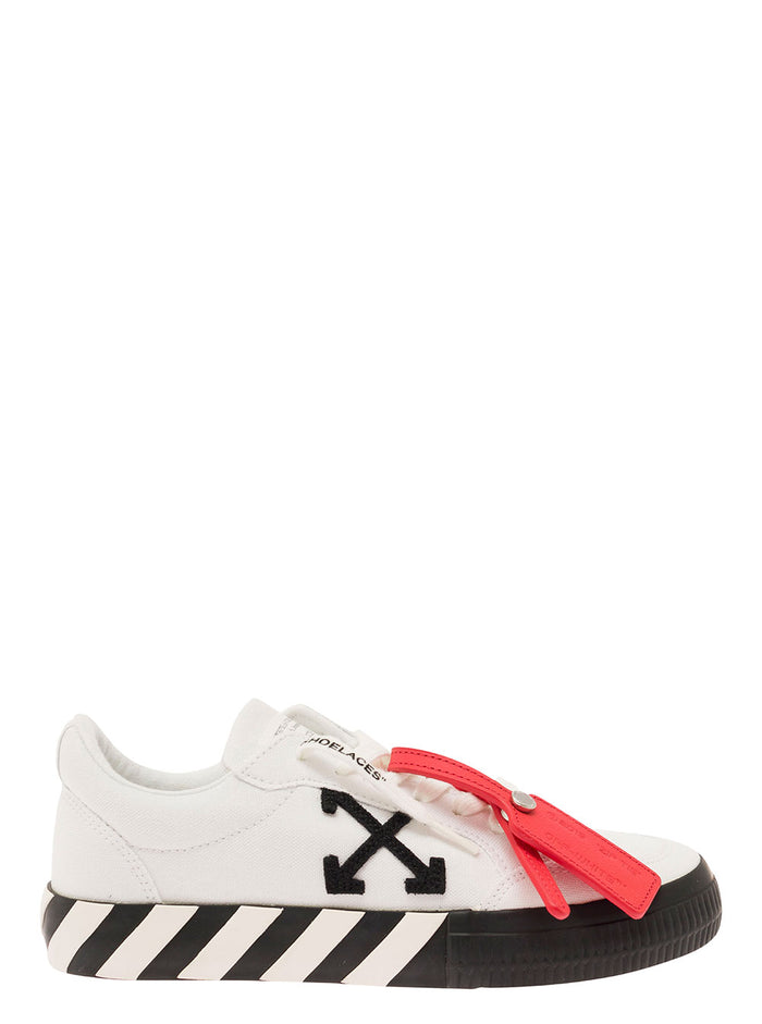 Low Vulcanized Canvas White Black Sneaker