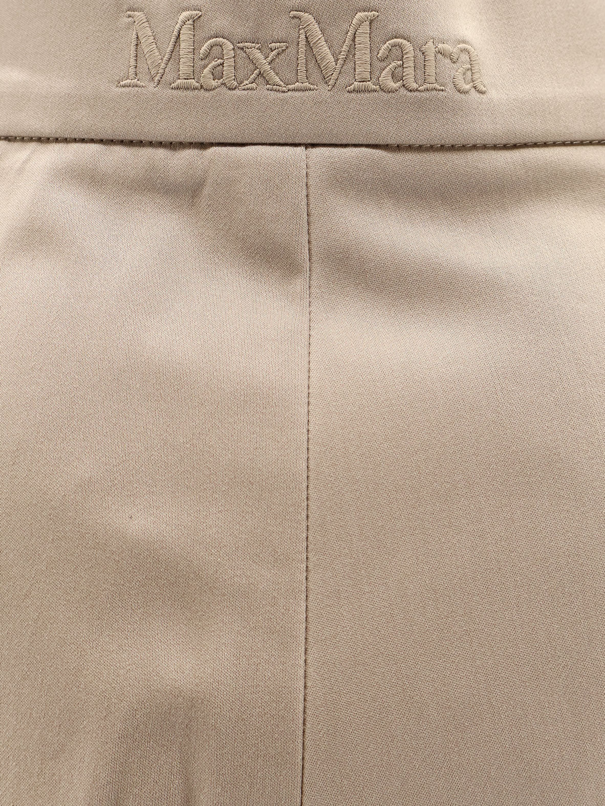 Max Mara Shorts Verde Kaki Cotone