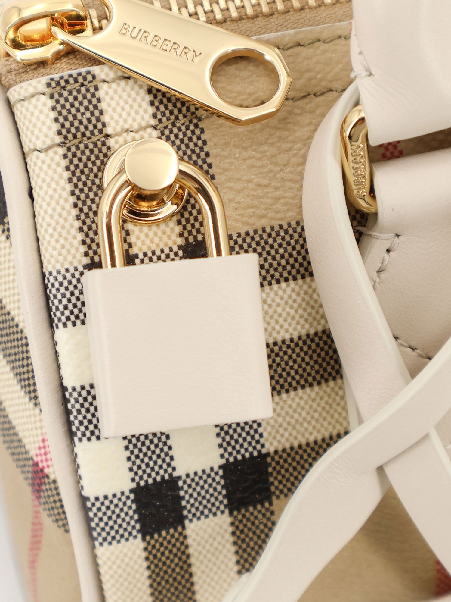 Burberry Bags Vntgchksoap Tela Spalmata