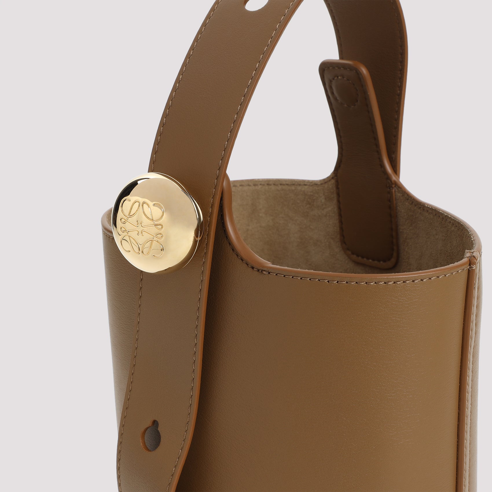 Pebble Mini Bucket Bag Nude & Neutrals Calf Skin