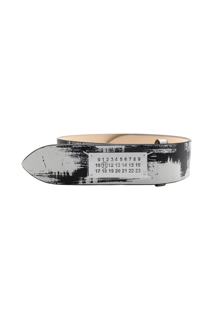 Signature Tag Belt In Painted Leather Black Calf Cintura
