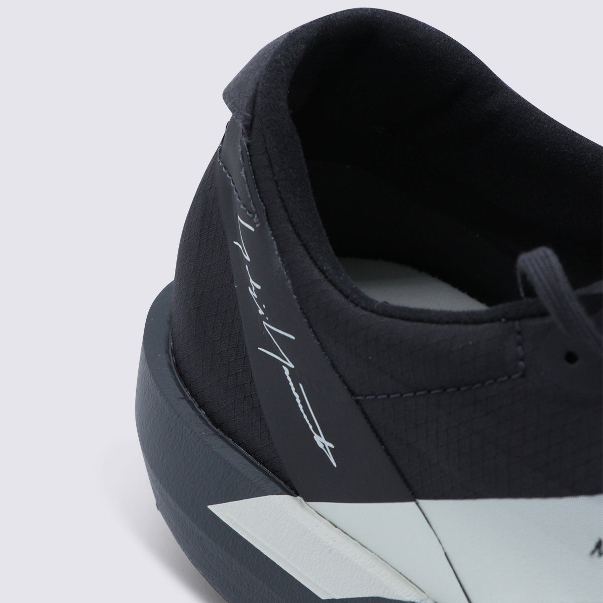 Y-3 Sneakers Utiblk/utiblk/owhite _cover Le Sole El