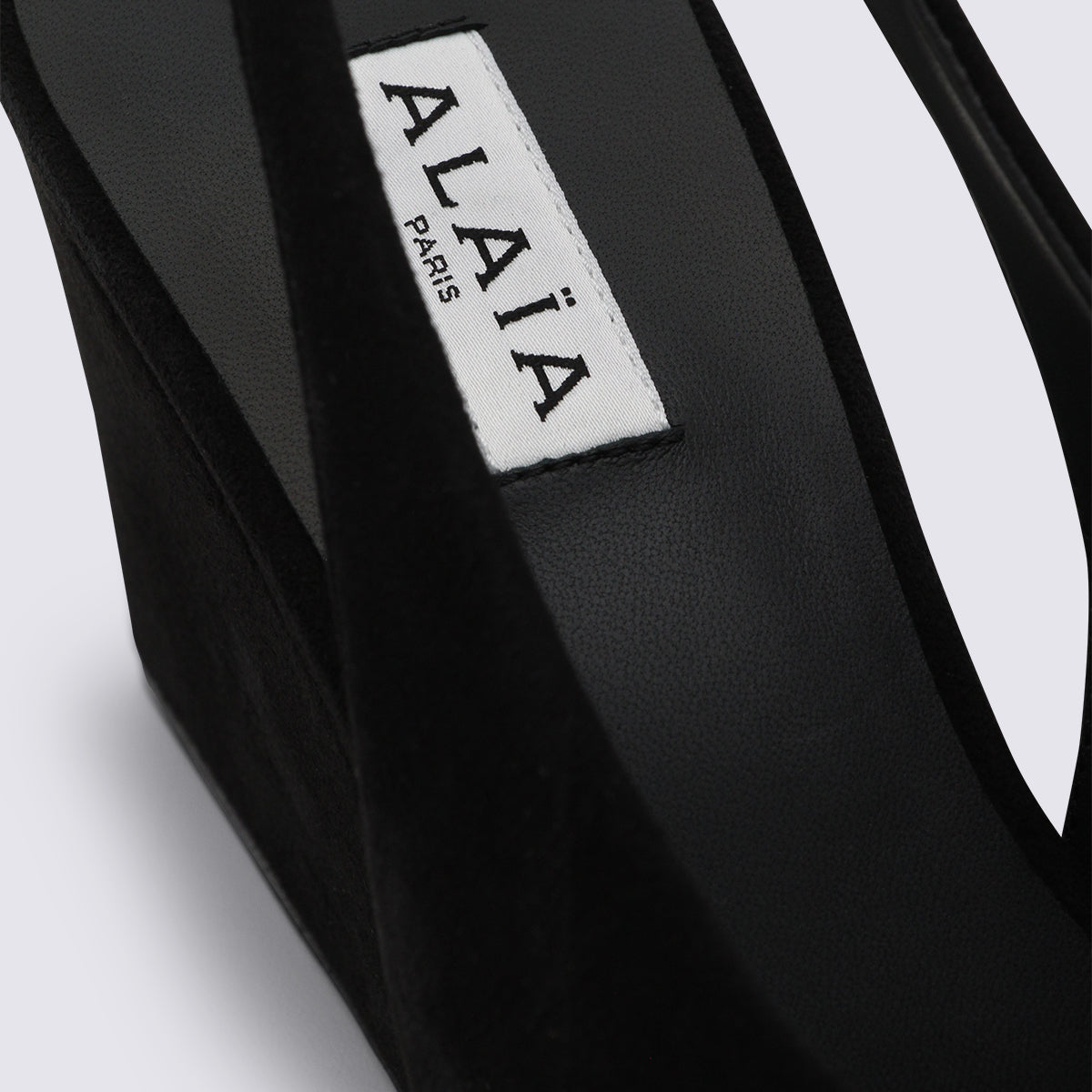 Alaia With Heel Black _cover Le Sole El