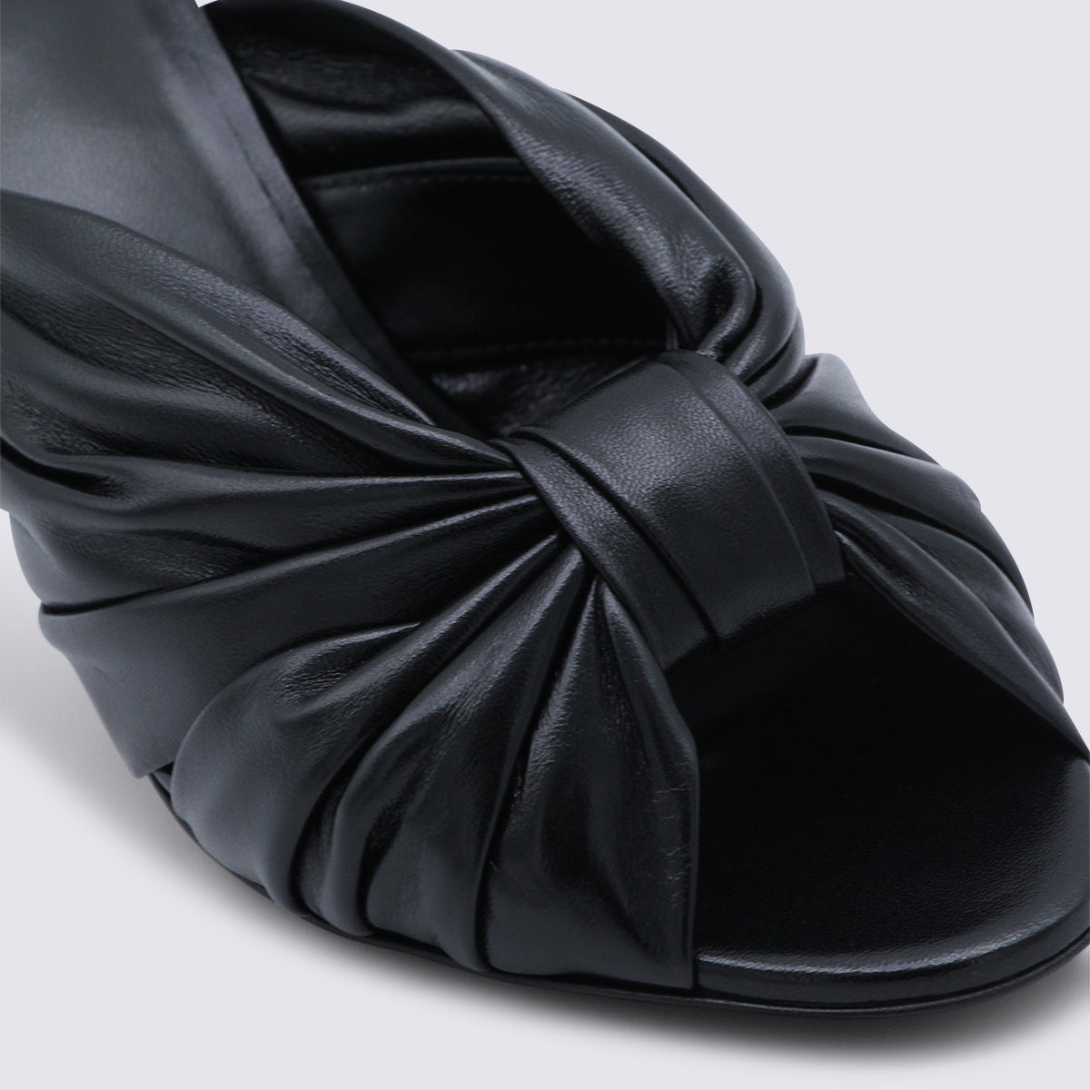 Fendi Sandals Black _cover Le - Sole