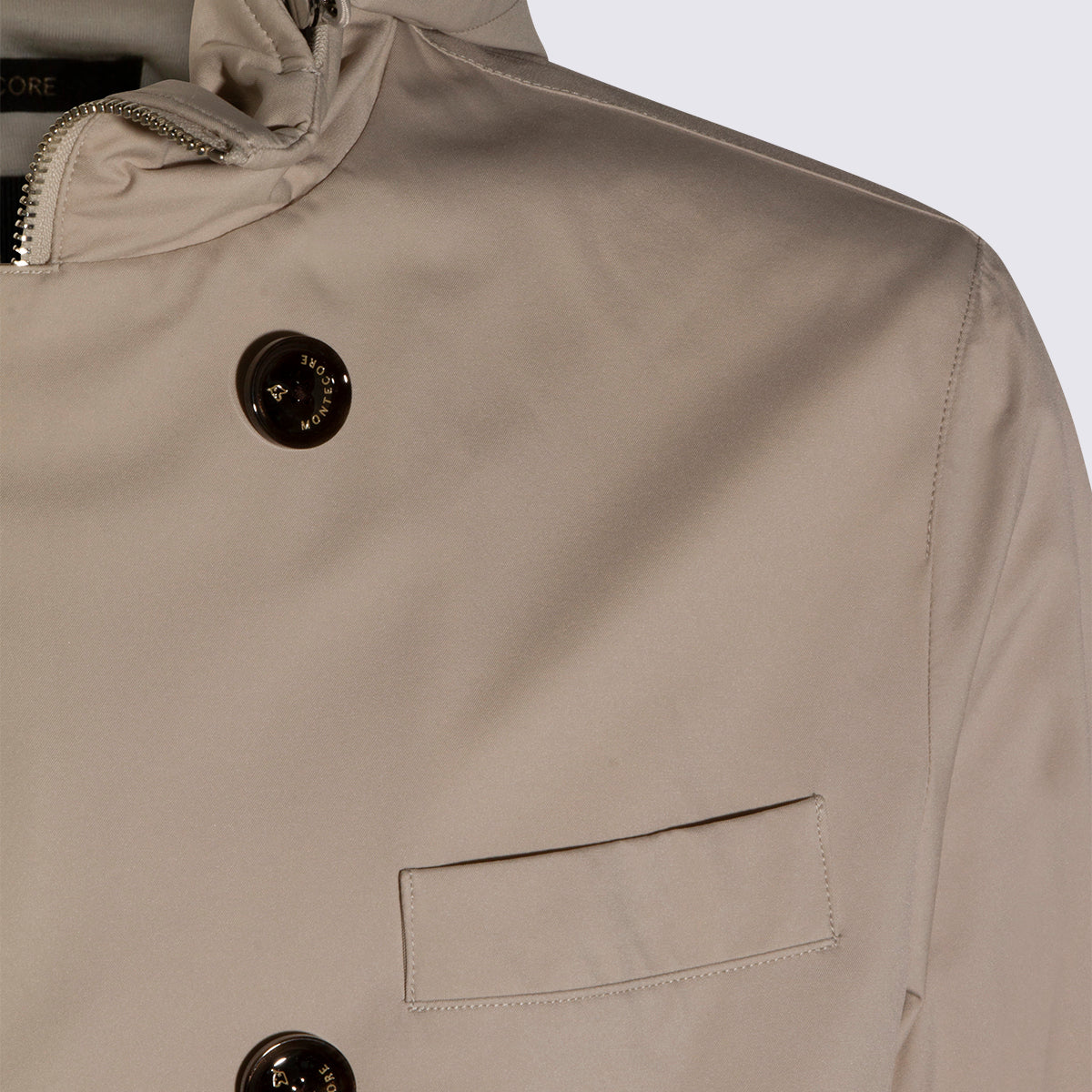 Montecore Coats White _pa 23 Plu