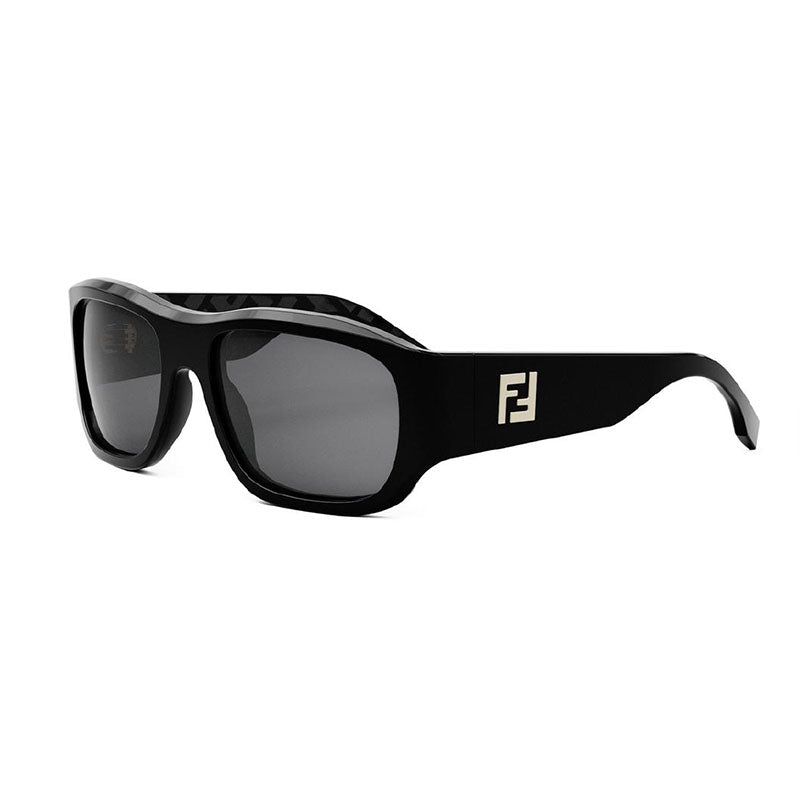 Fendi sunglasses in black