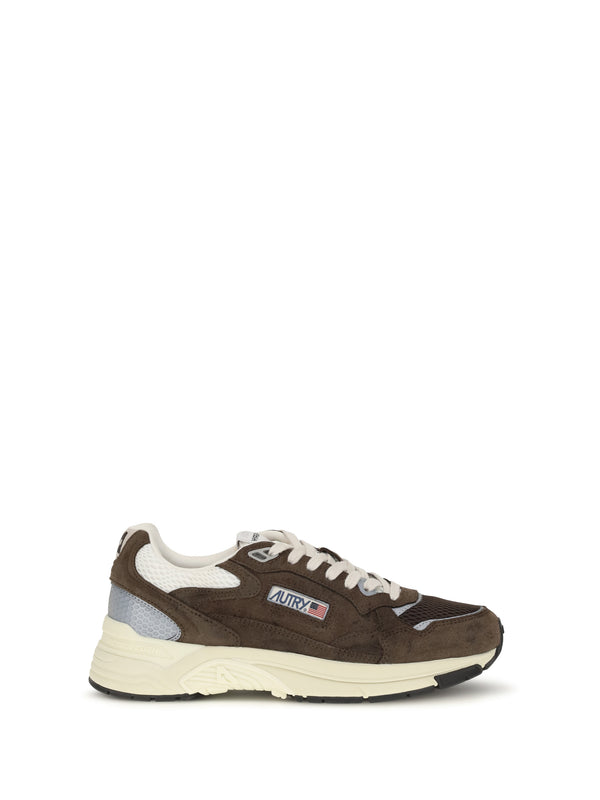 Autry Upper: 100% calf leather; Sole: 100% rubber sneaker in brown
