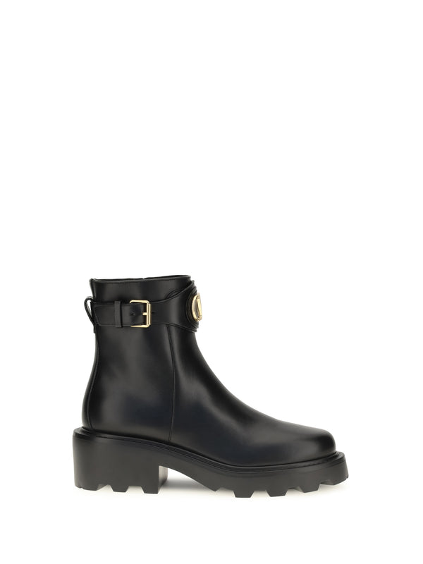 Valentino Garavani Upper: 100% calf leather; Sole: 100% rubber ankle boot in black