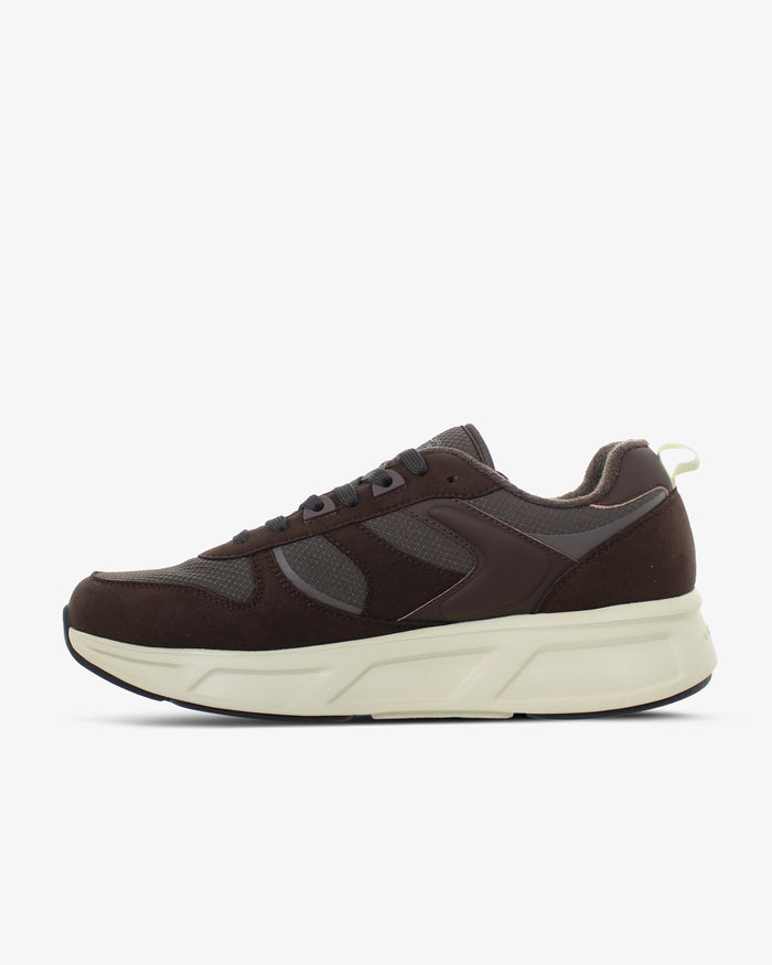 Walk 03 - R 01 Brown Running Sneakers
