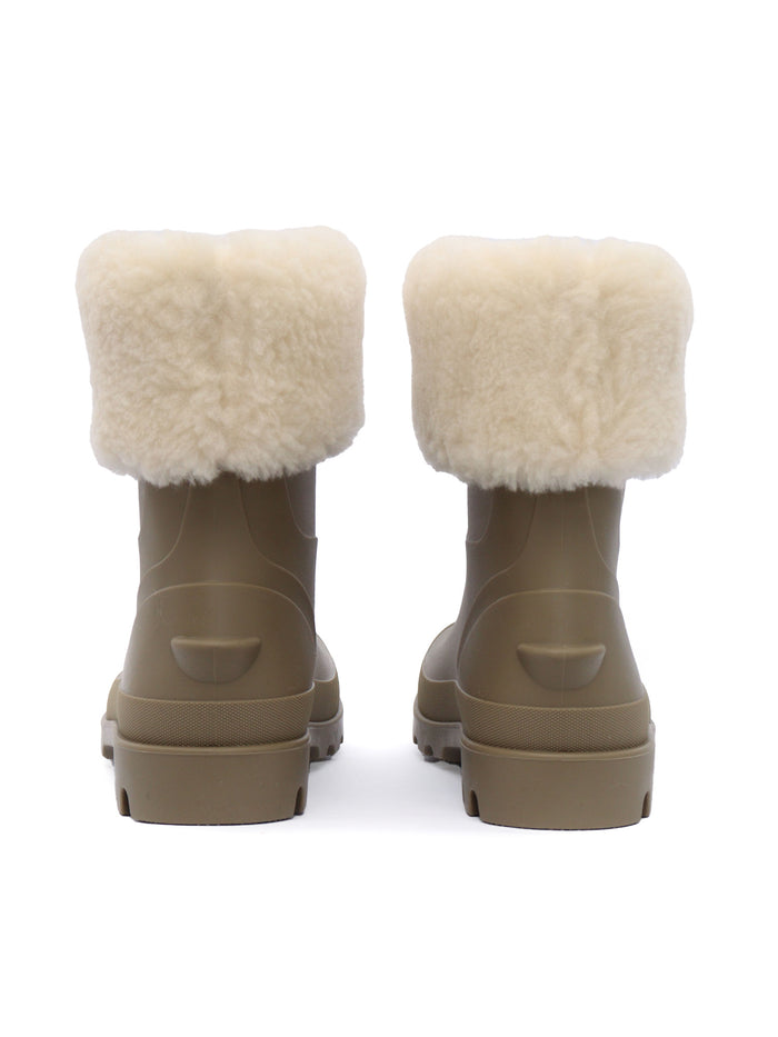 Boots Green