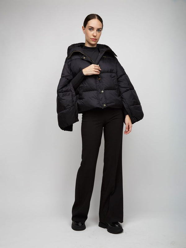Pinko 100% Polyamide; Lining: 100% Polyester down jacket in black