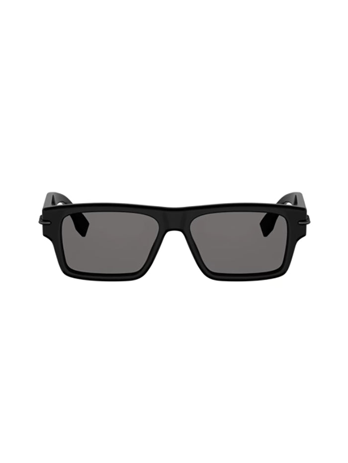1qdo5i00a Black Glasses