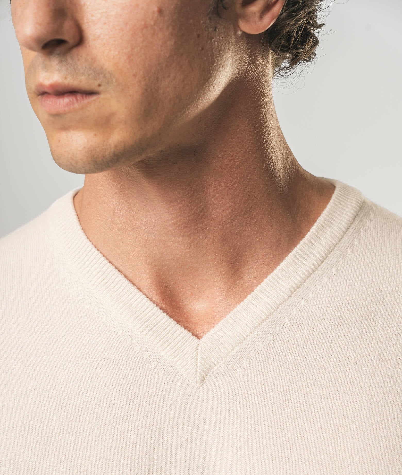 V-Neck Cashmere Sweater Stoccolma Red V Neck