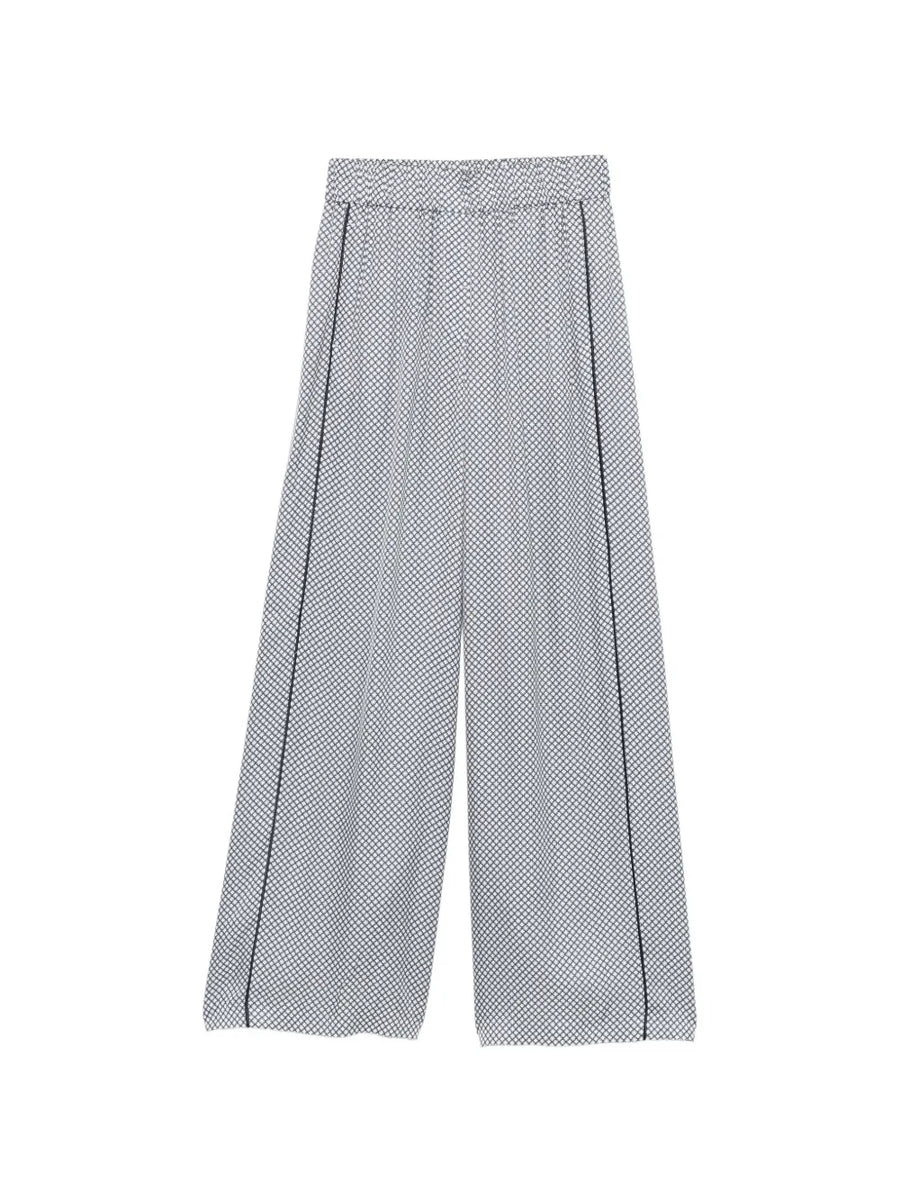 Peserico Outer: Viscose 100%; Lining: Acetate 61% trousers in white