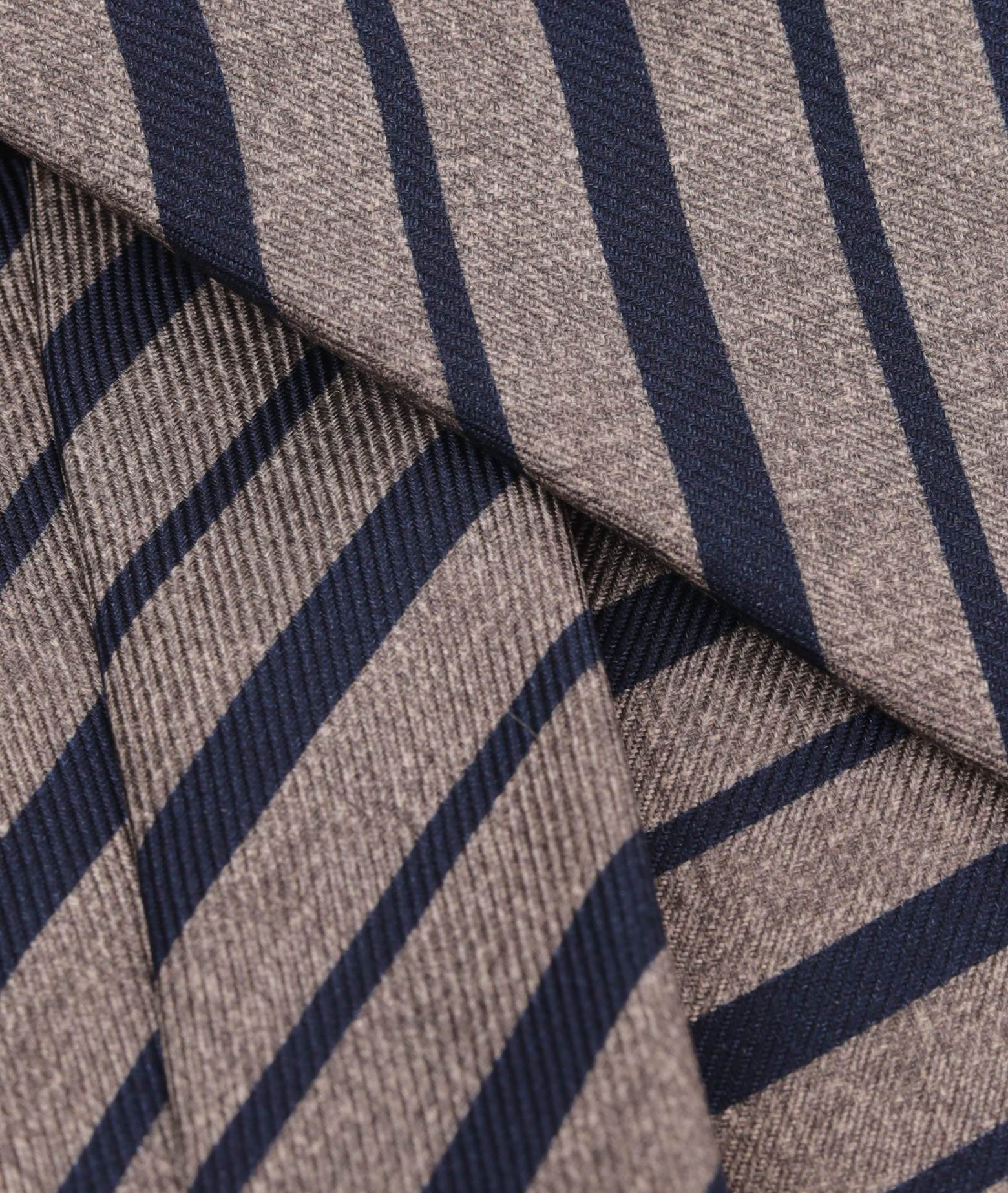 Regimental Tie Gray Big Pattern