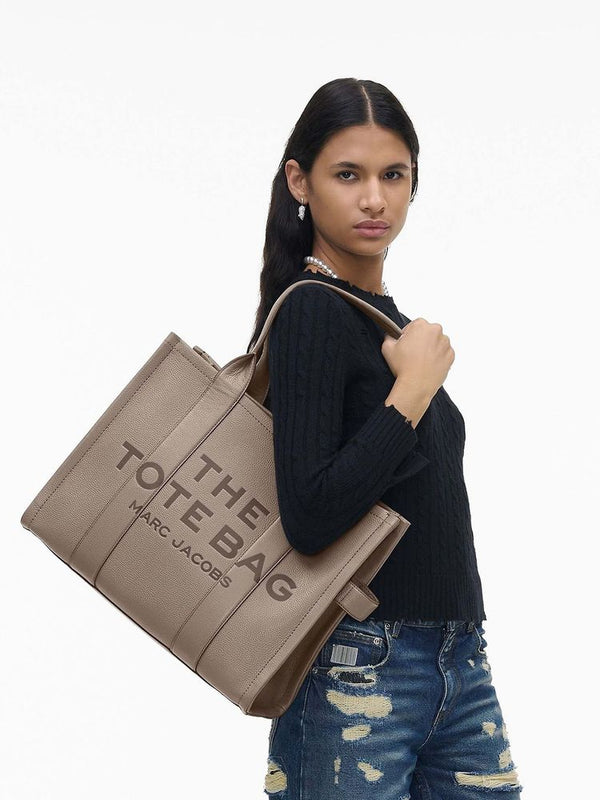 Marc Jacobs 100% Cow Leather tote bag in beige