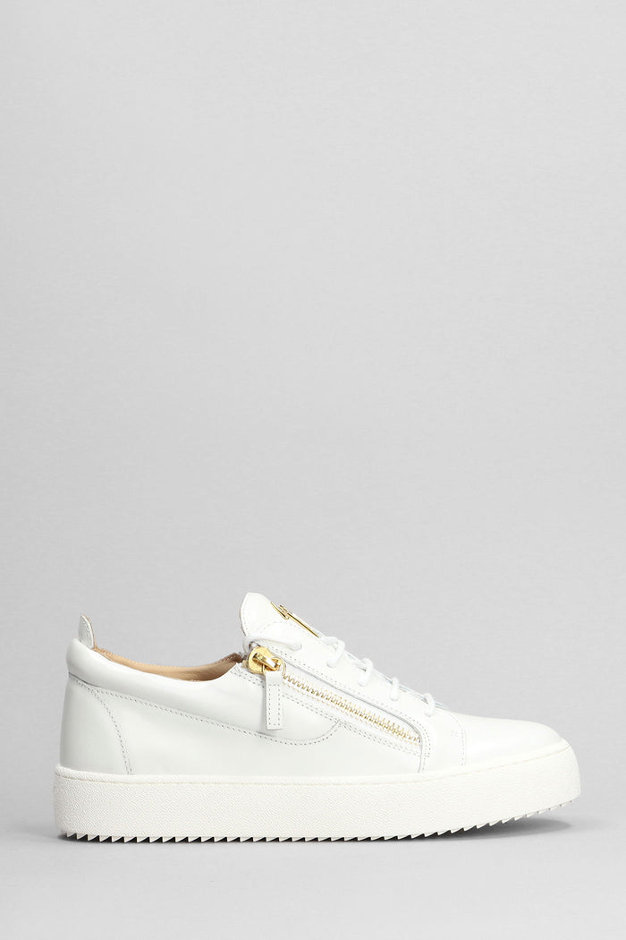 Frankie Sneakers in white patent leather Scarpe