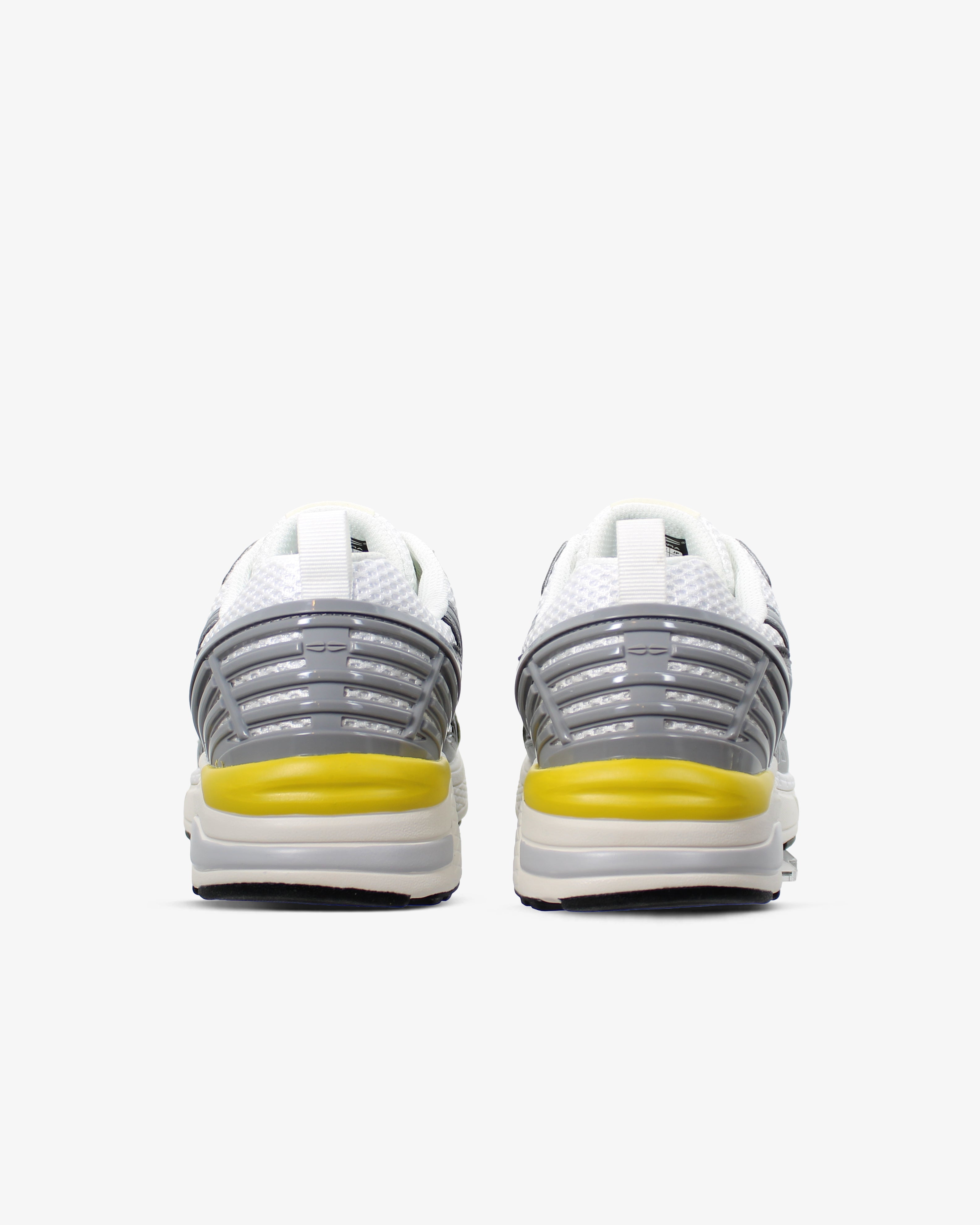 City 01 02 Gray-white Everyday Sneakers
