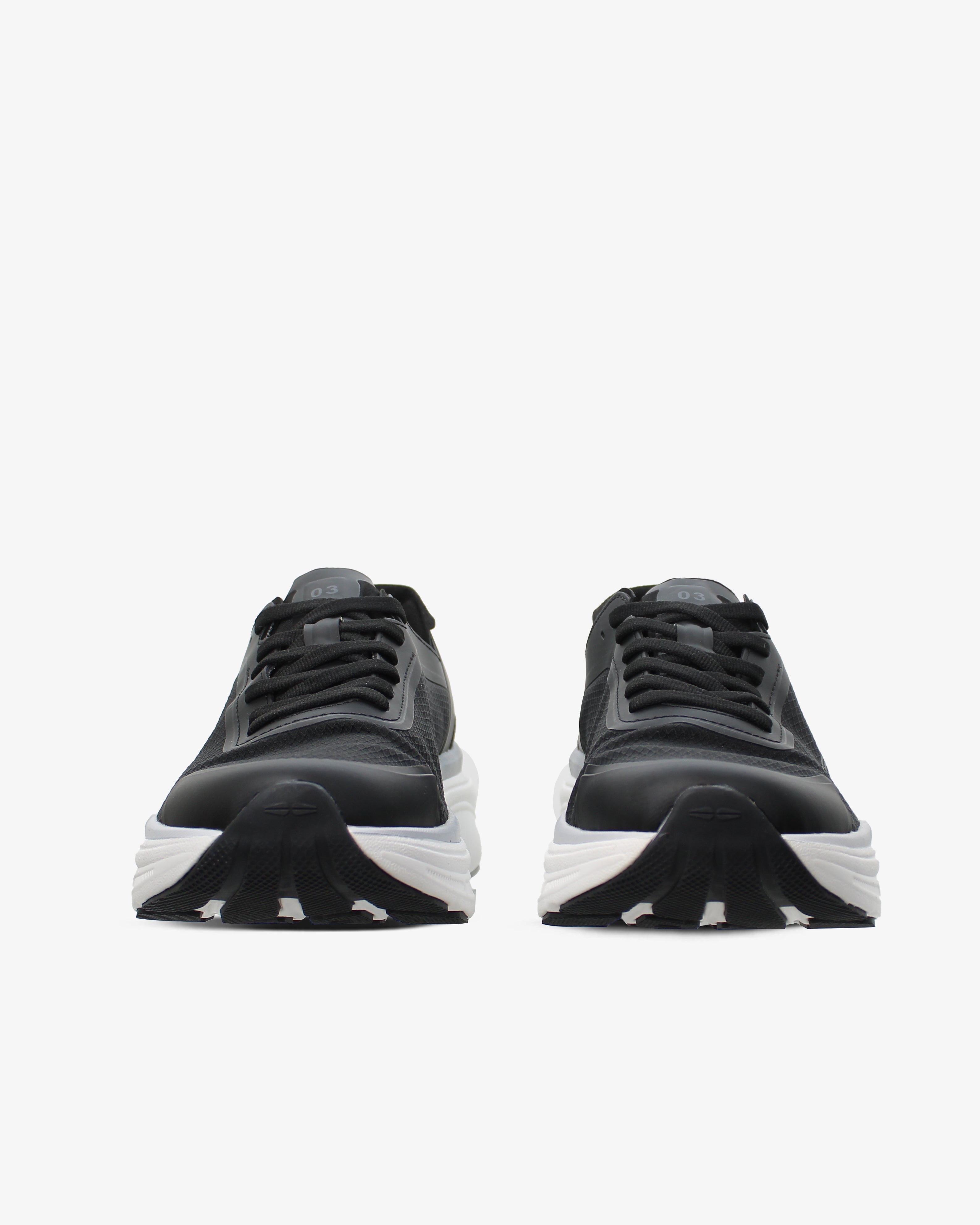 Speed 03 Black Running Sneakers