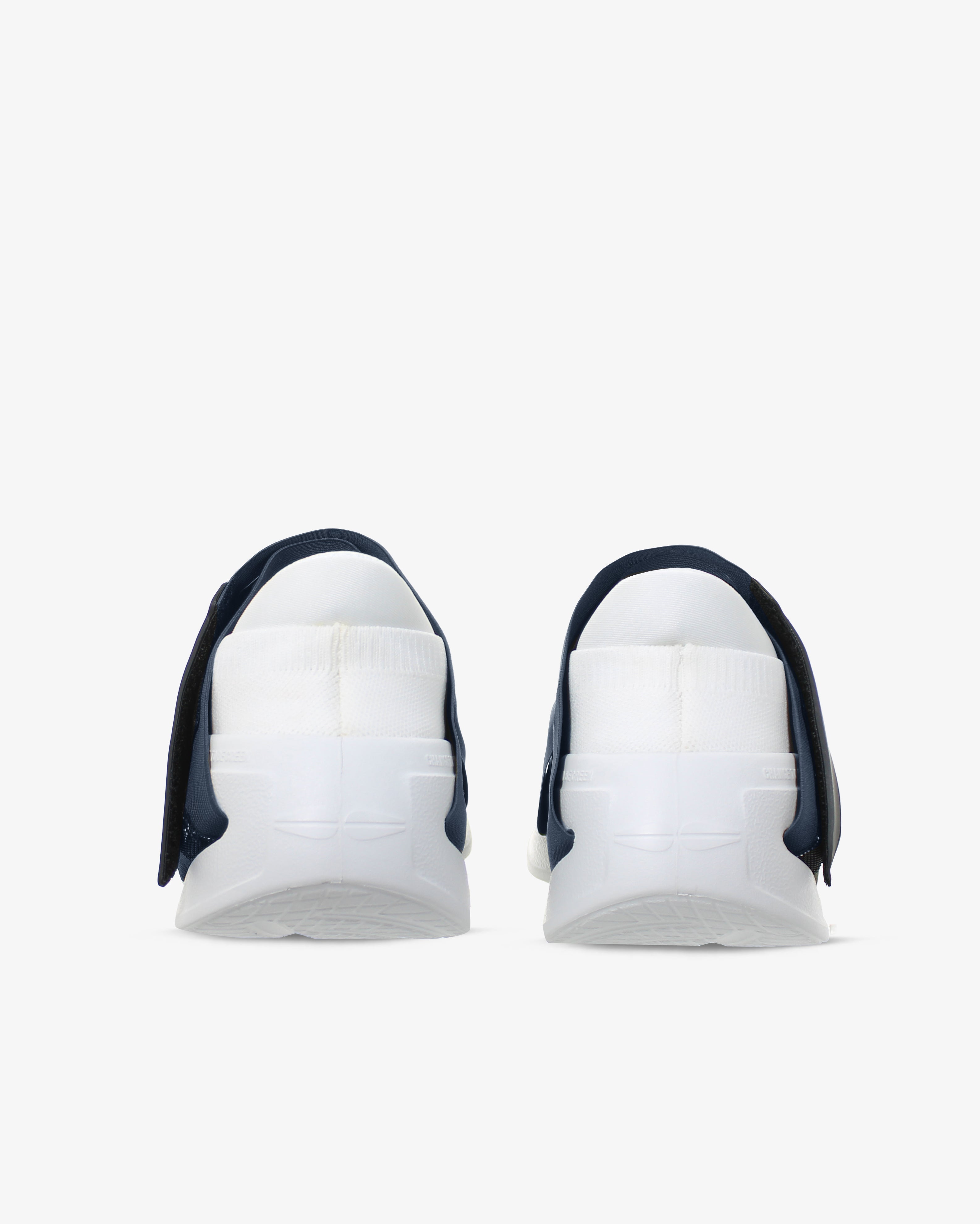 Change Shoe 06 Navy Everyday Sneakers