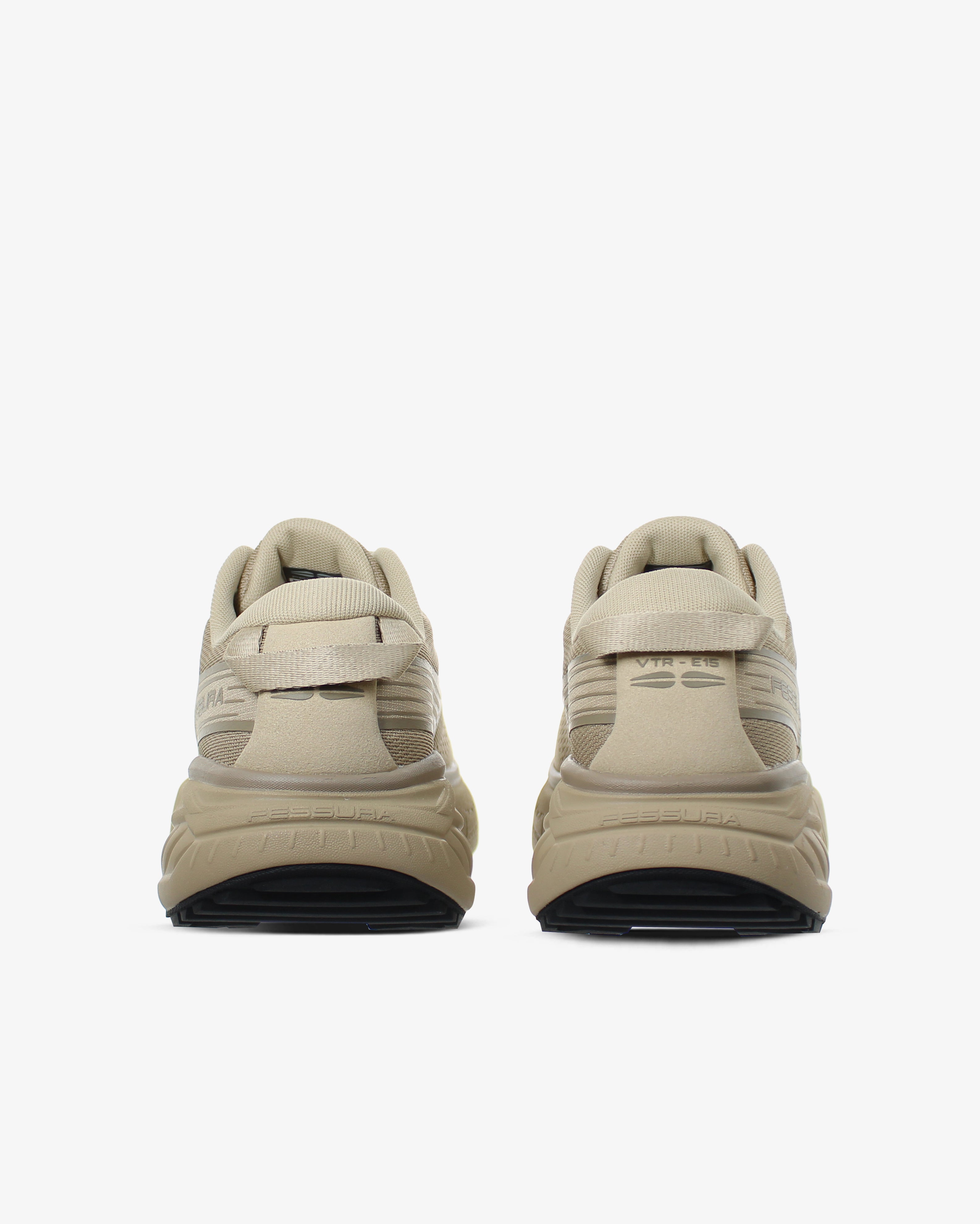 Trail Vtr - E15 03 Land-dune