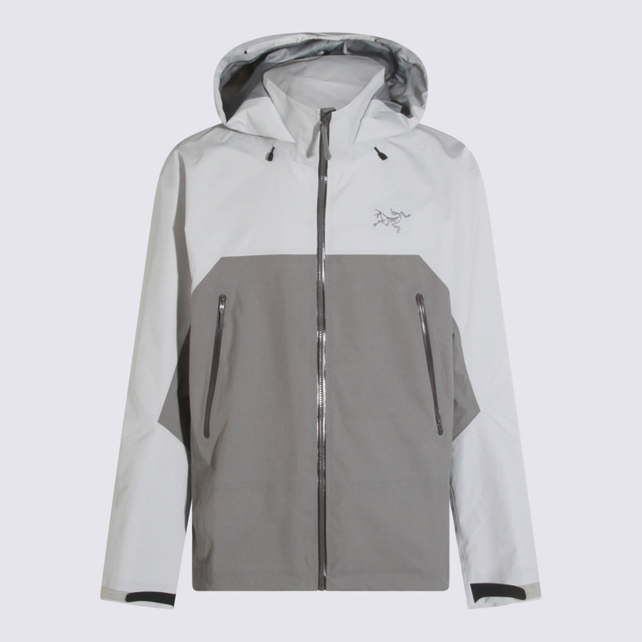 Arc*Teryx 100% Nylon jacket in white