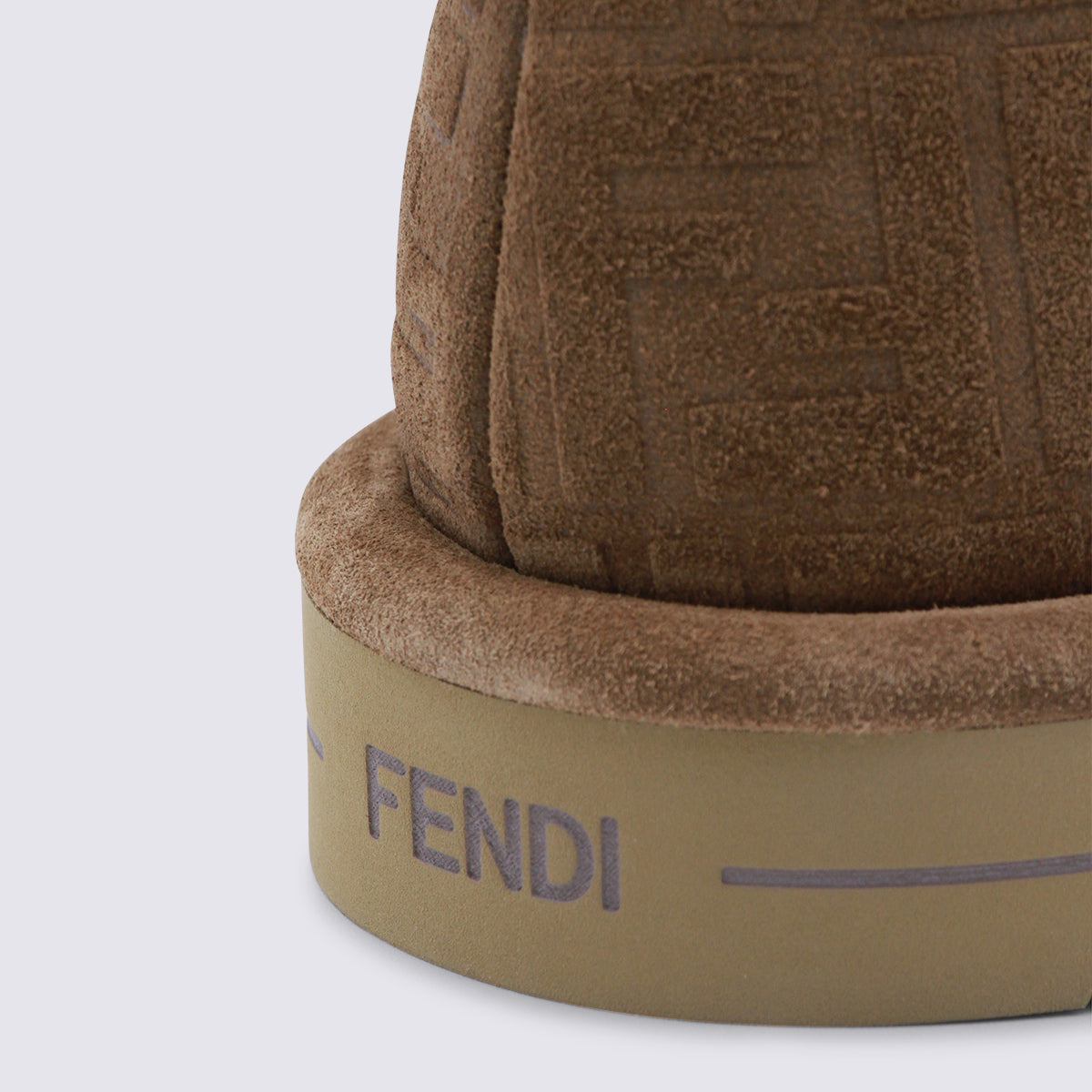 Fendi Boots Beige _cover Le Sole El