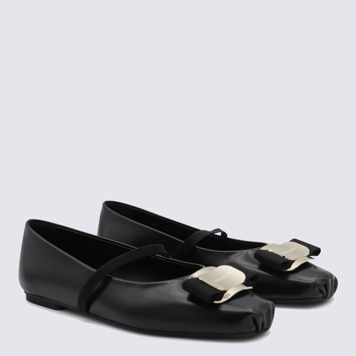 Ferragamo Flat shoes Black _cover Le Sole El