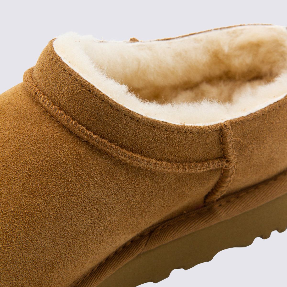 UGG Boots Chestnut _cover Tex/le Sole El
