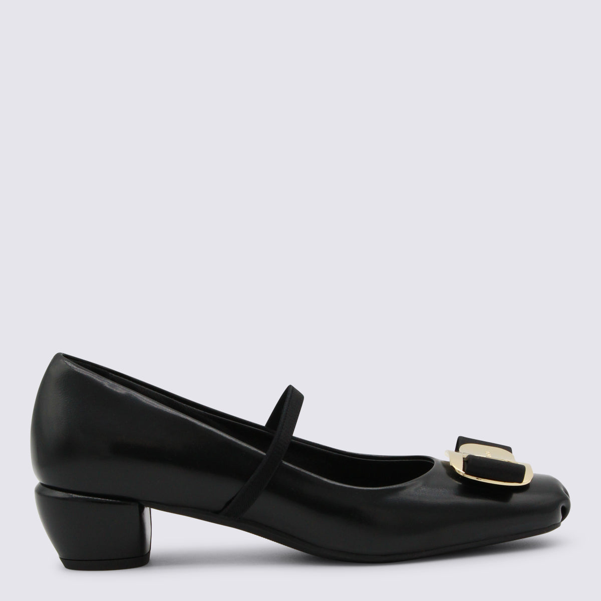 Ferragamo With Heel Black _cover Le Sole El
