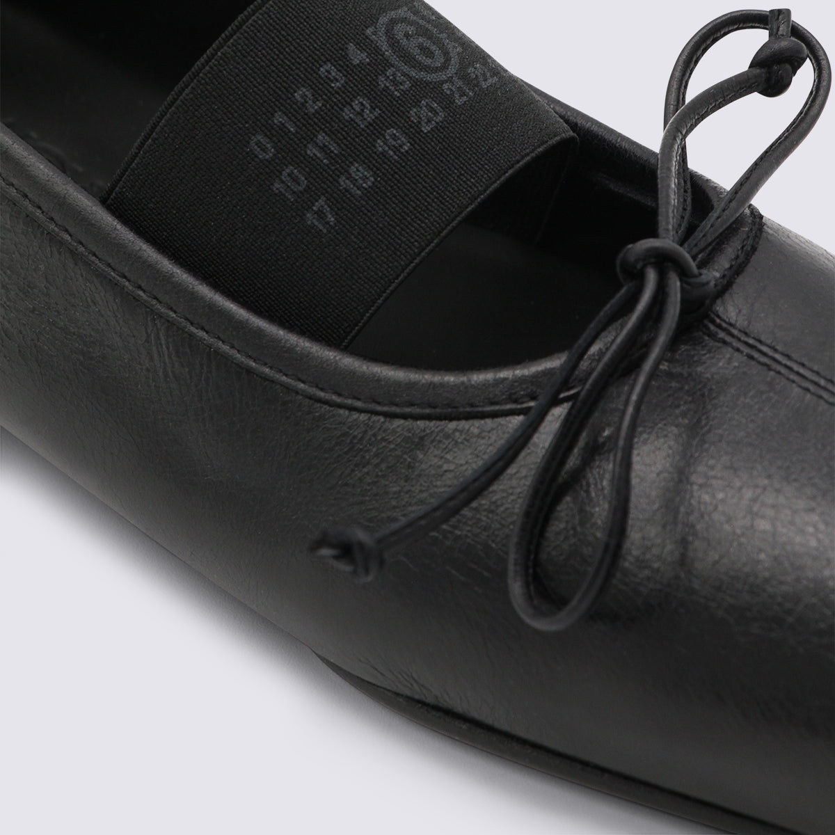 MM6 Maison Margiela Flat shoes Black _cover Le Sole El