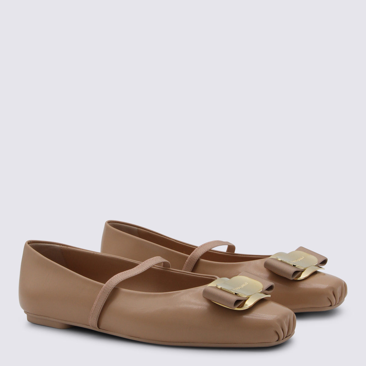 Ferragamo Flat shoes Beige _cover Le Sole