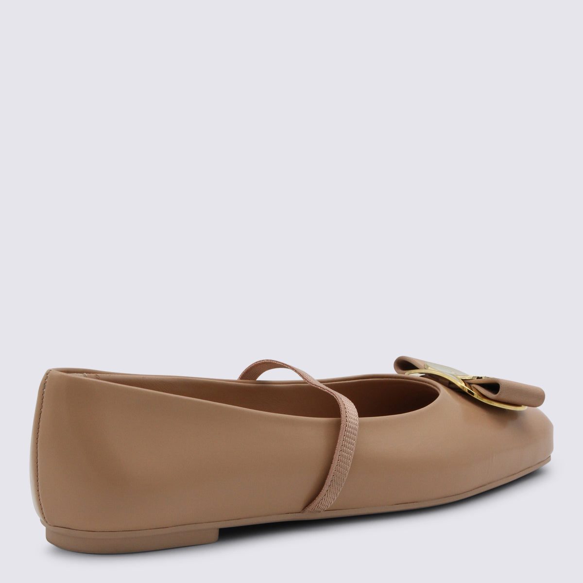 Ferragamo Flat shoes Beige _cover Le Sole