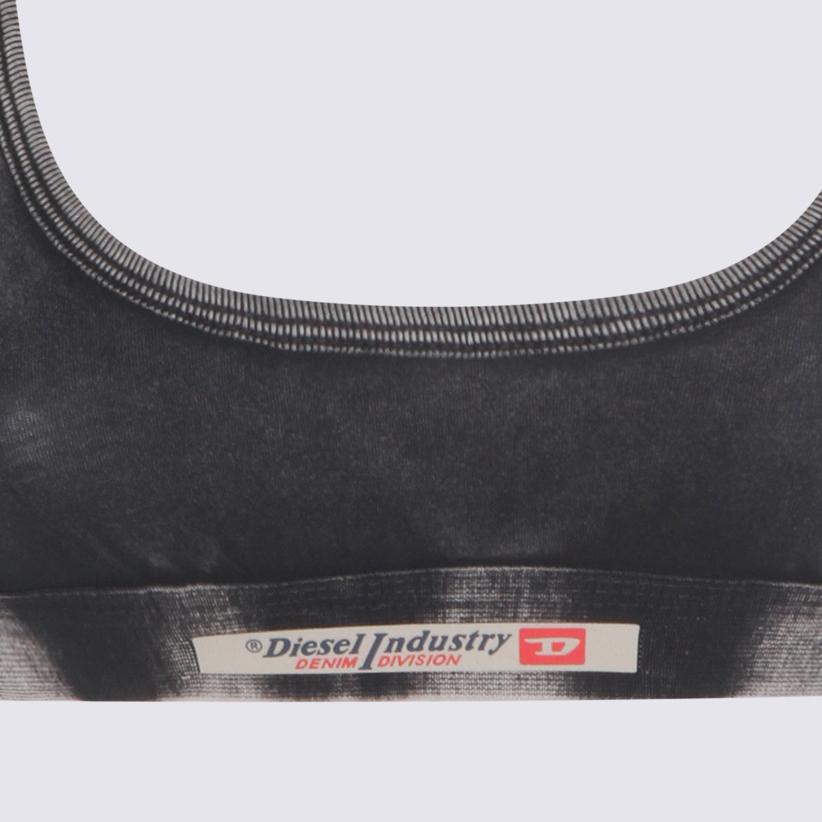 Diesel Top Black _co 5 % Ea