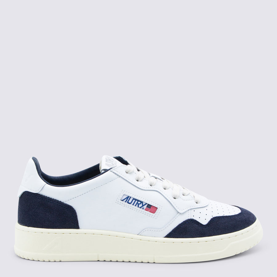 Autry Leather sneaker in white
