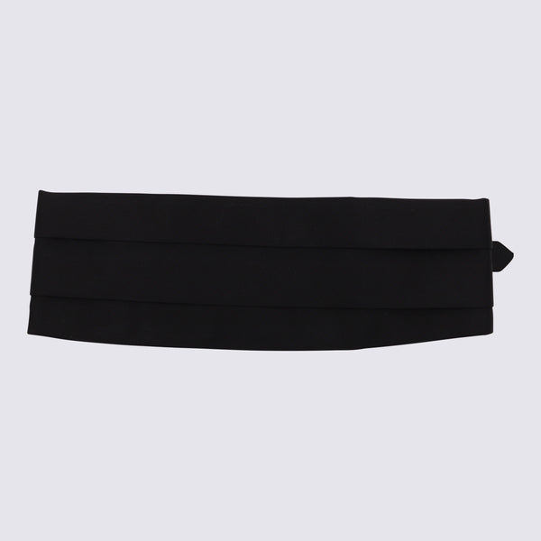 Canali 100% Silk necktie in black