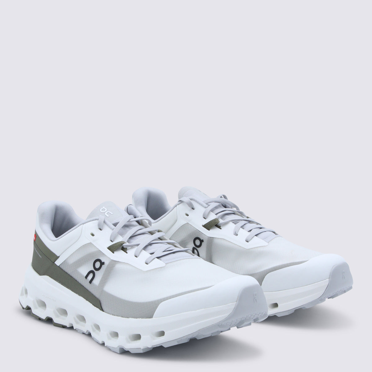 ON Sneakers Ivory/olive _cover Tex Sole El