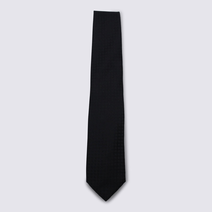 Canali 100% Silk necktie in black