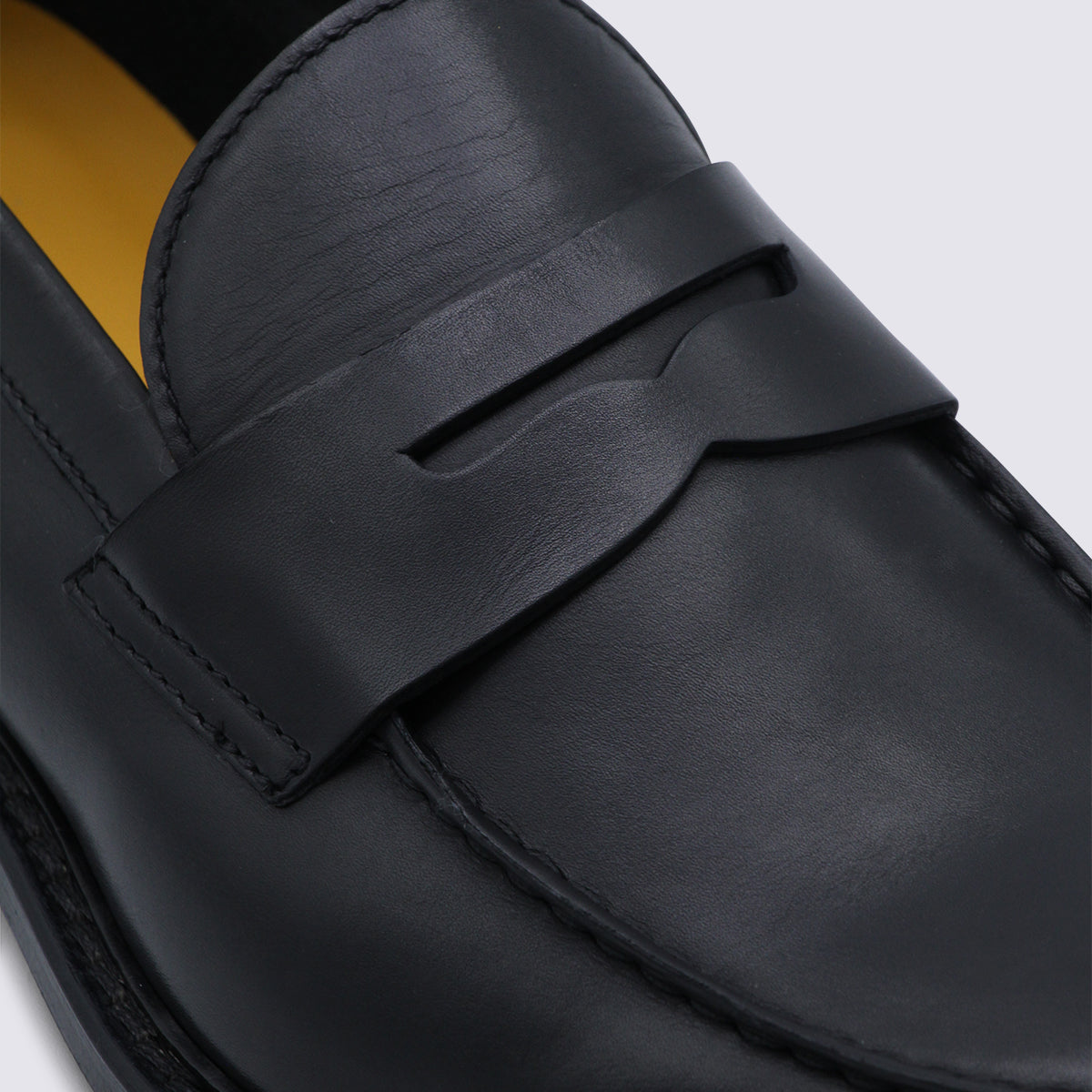 Doucals Flat shoes Black _cover Le Sole El