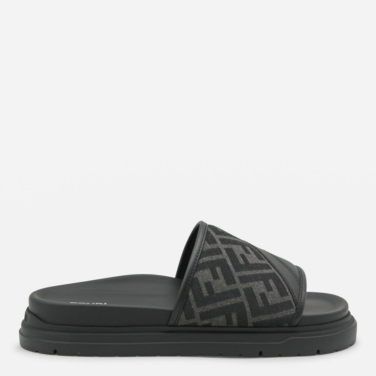 Fendi Flat Shoes Black _cover Tex/le Sole El